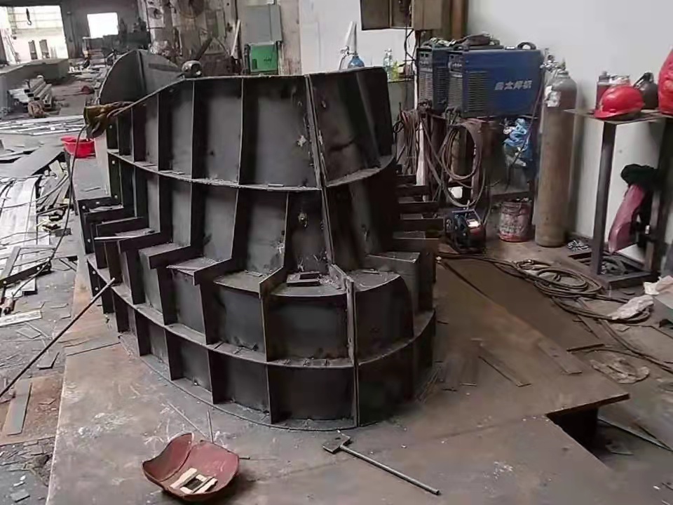 武汉钢模板生产厂家介绍制作钢模板工艺流程